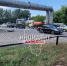 Легковушка в Кемерове залетела под теплотрассу и застряла - Sibdepo.Ru
