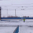 Студентка кузбасского техникума едва не погибла под колесами поезда - Газета Комсомольская правда