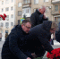 Илья Середюк возложил цветы к памятнику воинам-кузбассовцам, павшим за Родину - Газета Кузбасс